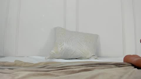 Snapshot of mariapettit chatting on 01/23/25, 12:09 Maria Pettit online show from 01/23/25, 12:09