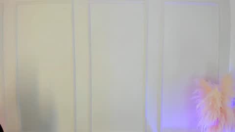 Maria Pettit online show from 12/15/25, 09:35