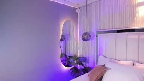 Maria online show from 11/01/25, 05:04