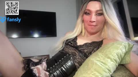 Snapshot of maridekoks chatting on 01/12/25, 02:52 Mari online show from 01/12/25, 02:52