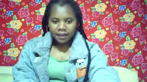 Snapshot of marie599194 chatting on 07/13/26, 04:59 marie599194 online show from 07/13/26, 04:59