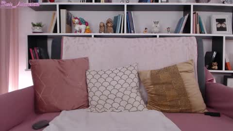 Snapshot of marie_antoinette62 chatting on 01/29/25, 03:47 Maria online show from 01/29/25, 03:47