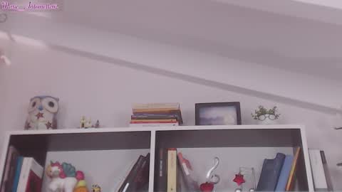 Snapshot of marie_antoinette62 chatting on 10/02/25, 06:20 Maria online show from 10/02/25, 06:20