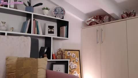 Snapshot of marie_antoinette62 chatting on 11/30/25, 07:40 Maria online show from 11/30/25, 07:40