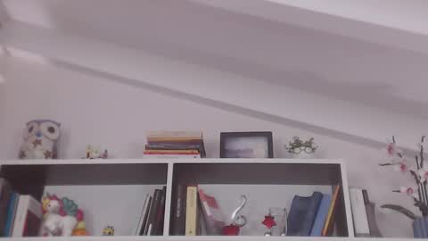 Snapshot of marie_antoinette62 chatting on 12/13/25, 07:53 Maria online show from 12/13/25, 07:53