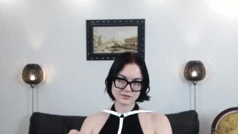 Marie Fitch online show from 12/02/25, 11:11