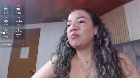 Snapshot of marie_hss chatting on 02/18/25, 12:04 marie_hss online show from 02/18/25, 12:04