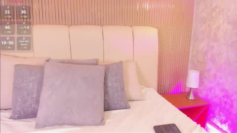 M A R I E online show from 02/10/26, 12:31