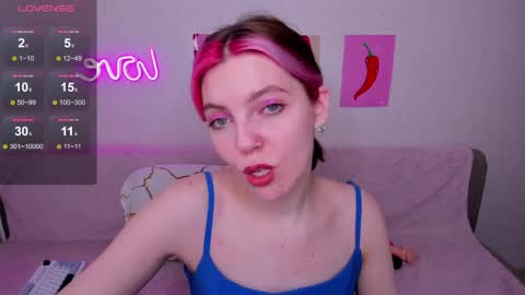 Snapshot of marie_reyess chatting on 04/24/26, 06:16 Marie 3 online show from 04/24/26, 06:16