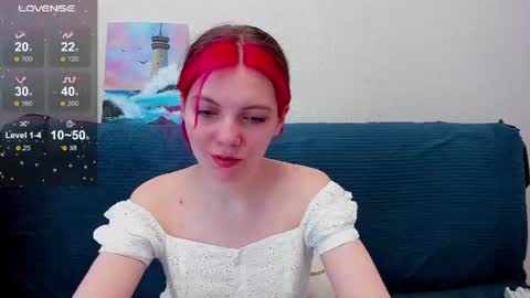 Snapshot of marie_reyess chatting on 06/18/26, 08:14 Marie 3 online show from 06/18/26, 08:14