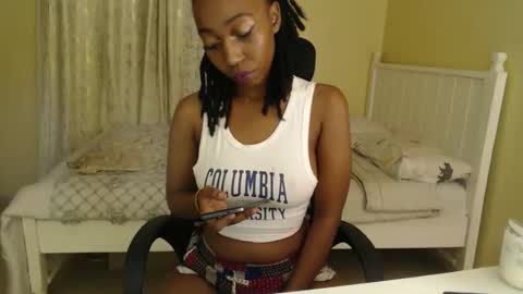 mariejuana online show from 12/21/25, 07:54