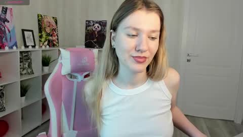 mariel_brown online show from 03/12/25, 08:41
