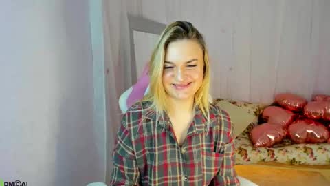 Mariel online show from 03/04/26, 01:11