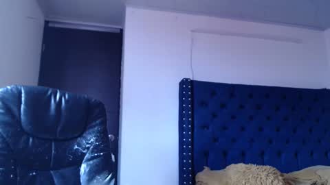 Mariie online show from 02/15/25, 07:50