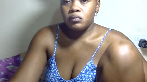 Snapshot of marielove51 chatting on 08/06/26, 12:45 Marie online show from 08/06/26, 12:45