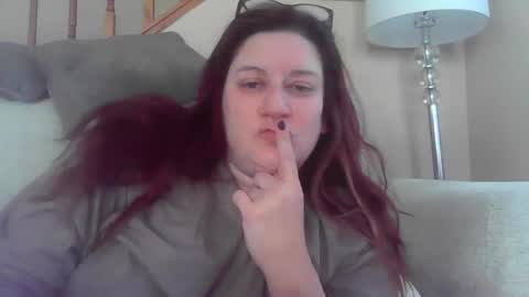 Marie online show from 11/06/25, 03:46