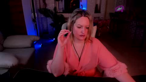 mariemlui online show from 11/05/25, 03:34