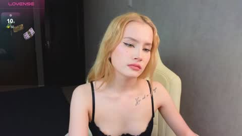 Snapshot of marietta__castro chatting on 01/14/25, 05:45 Marietta online show from 01/14/25, 05:45