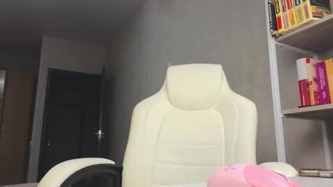 Snapshot of marietta__castro chatting on 10/12/25, 01:32 Marietta online show from 10/12/25, 01:32