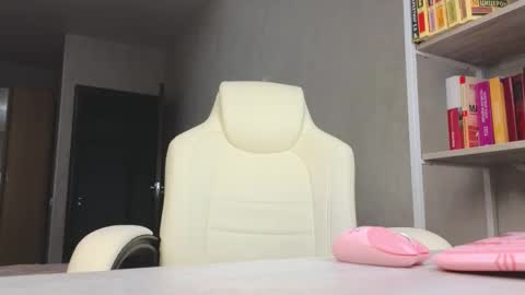Snapshot of marietta__castro chatting on 10/18/25, 12:50 Marietta online show from 10/18/25, 12:50
