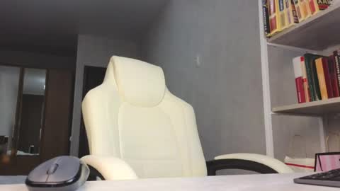 Snapshot of marietta__castro chatting on 05/25/26, 03:29 Marietta online show from 05/25/26, 03:29