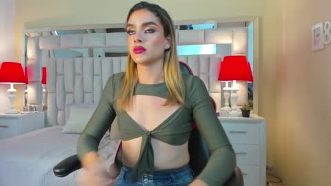 mariiahneedles online show from 01/09/25, 02:33