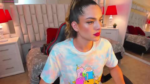 mariiahneedles online show from 02/06/25, 01:38