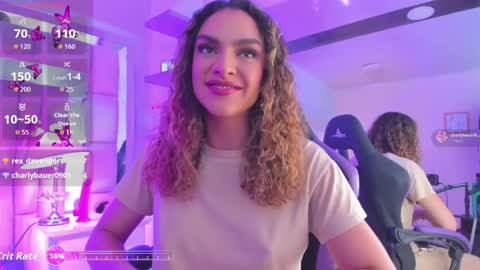 mariiahneedles online show from 05/18/26, 08:25