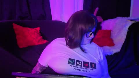 mariiana_velezz online show from 02/24/26, 11:52