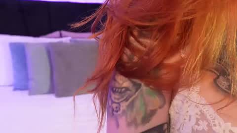 Mariana online show from 03/19/26, 06:12