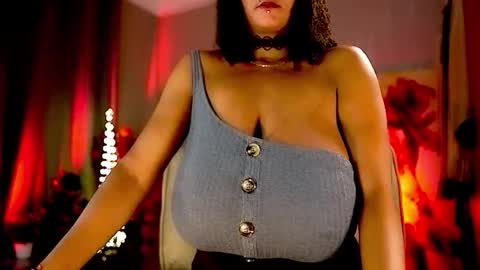 Snapshot of mariicha chatting on 09/25/25, 07:12 Nikita - Scroll down and read my bio please. New Pictures in Bio online show from 09/25/25, 07:12