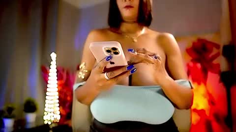 Snapshot of mariicha chatting on 06/30/26, 07:20 Nikita - Scroll down and read my bio please. New Pictures in Bio online show from 06/30/26, 07:20