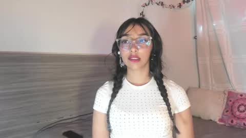 Snapshot of marijaneh chatting on 09/14/25, 12:04 Luna Dulk online show from 09/14/25, 12:04