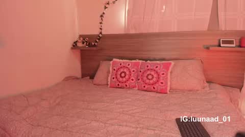 Snapshot of marijaneh chatting on 11/01/25, 01:57 Luna Dulk online show from 11/01/25, 01:57