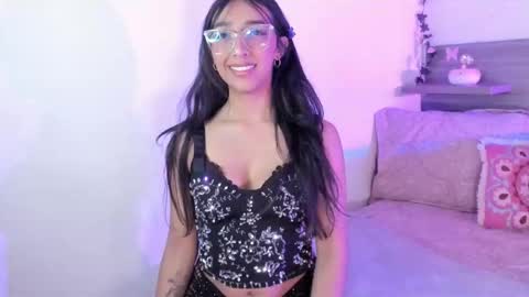 Luna Dulk online show from 01/06/26, 07:34