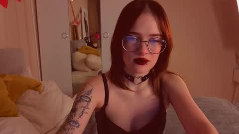 marika_degas1 online show from 03/20/26, 12:32