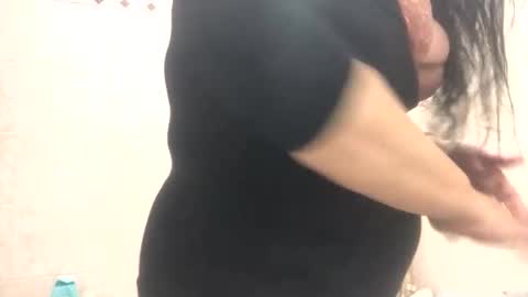 Mary... online show from 02/01/26, 02:04