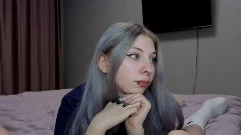 Snapshot of marikorin chatting on 02/25/25, 01:52 Mariko and Rin online show from 02/25/25, 01:52