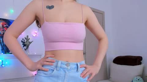 Marilina online show from 12/18/25, 07:47