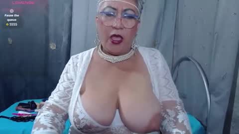 Marilin carolina online show from 09/13/25, 03:28