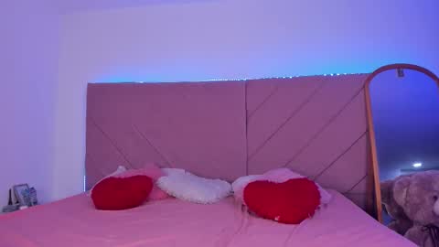 Snapshot of marily_daniela_ chatting on 11/30/25, 02:26 Marily Daniela online show from 11/30/25, 02:26