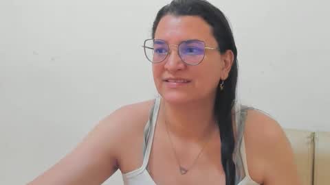 Snapshot of marilyn_garcia chatting on 03/09/26, 02:54 MARILYN SEXY online show from 03/09/26, 02:54