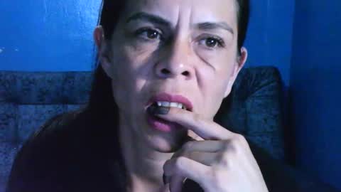 Snapshot of marilyn_xxxx chatting on 12/17/24, 12:01 Marilyn online show from 12/17/24, 12:01