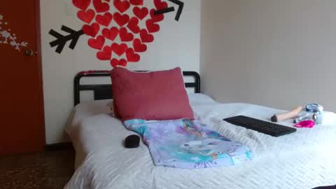 Snapshot of marilynbeautifullyhairy chatting on 01/17/25, 04:36 marilyn online show from 01/17/25, 04:36