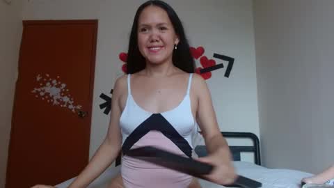 Snapshot of marilynbeautifullyhairy chatting on 02/22/25, 02:19 marilyn online show from 02/22/25, 02:19