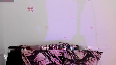 Snapshot of marilyndupont chatting on 04/27/26, 03:59 Marilyn online show from 04/27/26, 03:59