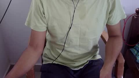 Snapshot of marinavine chatting on 02/03/26, 03:48 The SHY UncutBoy online show from 02/03/26, 03:48