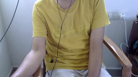 Snapshot of marinavine chatting on 04/14/26, 05:02 The SHY UncutBoy online show from 04/14/26, 05:02
