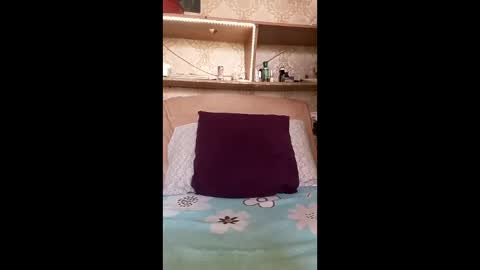Snapshot of marinka_ chatting on 03/29/26, 01:00 marinka_ online show from 03/29/26, 01:00