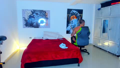 Snapshot of mario_teran chatting on 01/13/25, 02:07 Mario Teran online show from 01/13/25, 02:07